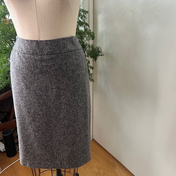 Armani Collezioni Wool Blend Knee Length Skirt Size12 - Picture 1 of 8